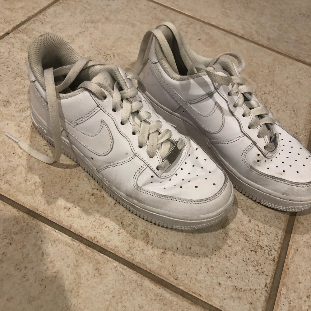 Girls Air Force 1s🍽